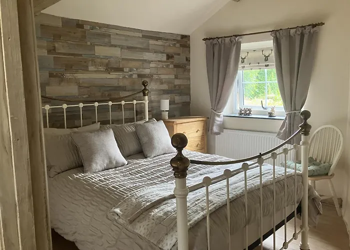 Annie\'S Cottage